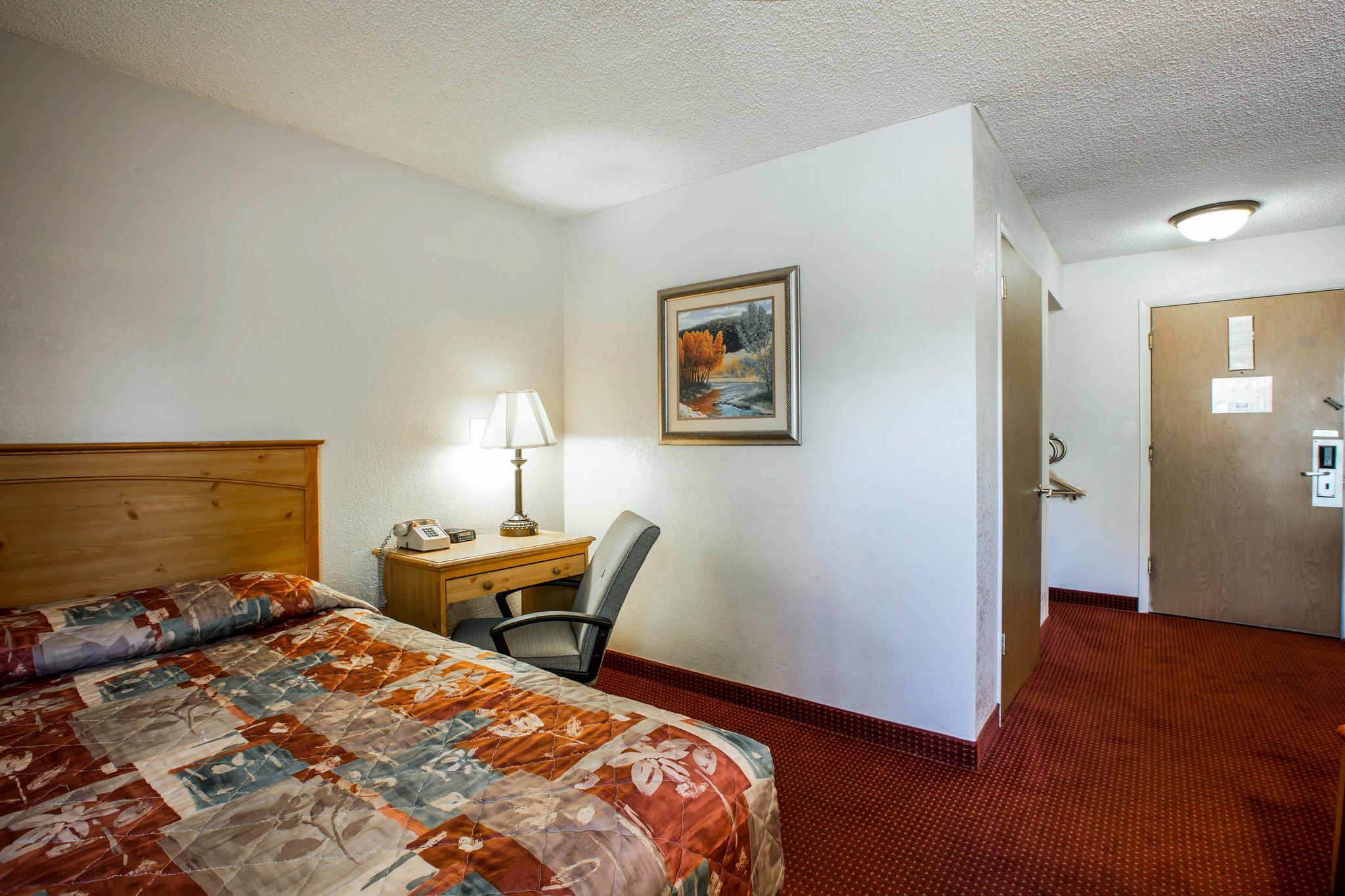 Rodeway Inn Asheville Bagian luar foto