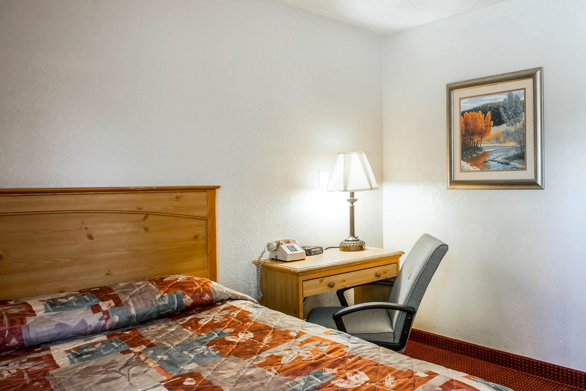 Rodeway Inn Asheville Bagian luar foto