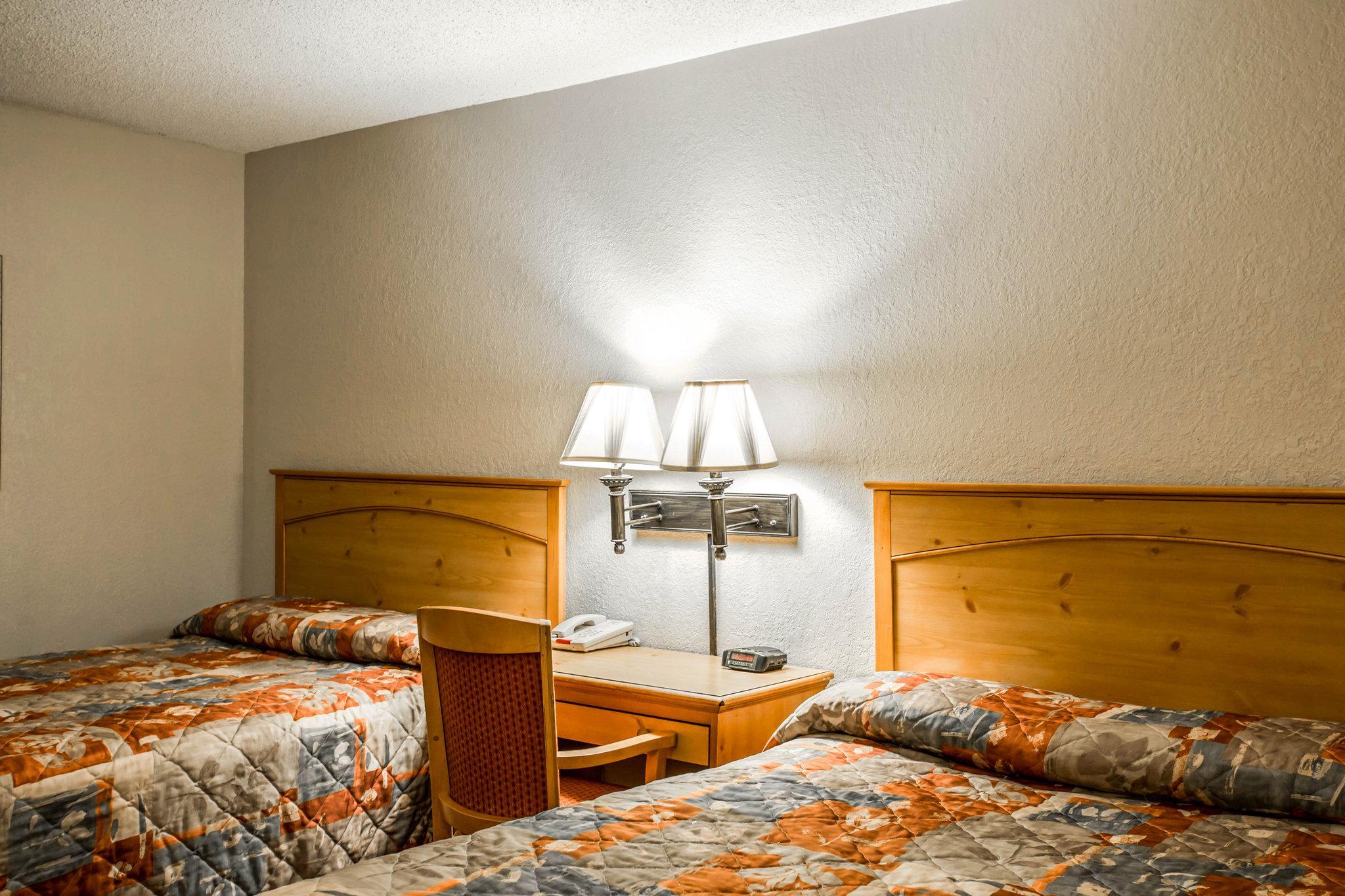 Rodeway Inn Asheville Bagian luar foto