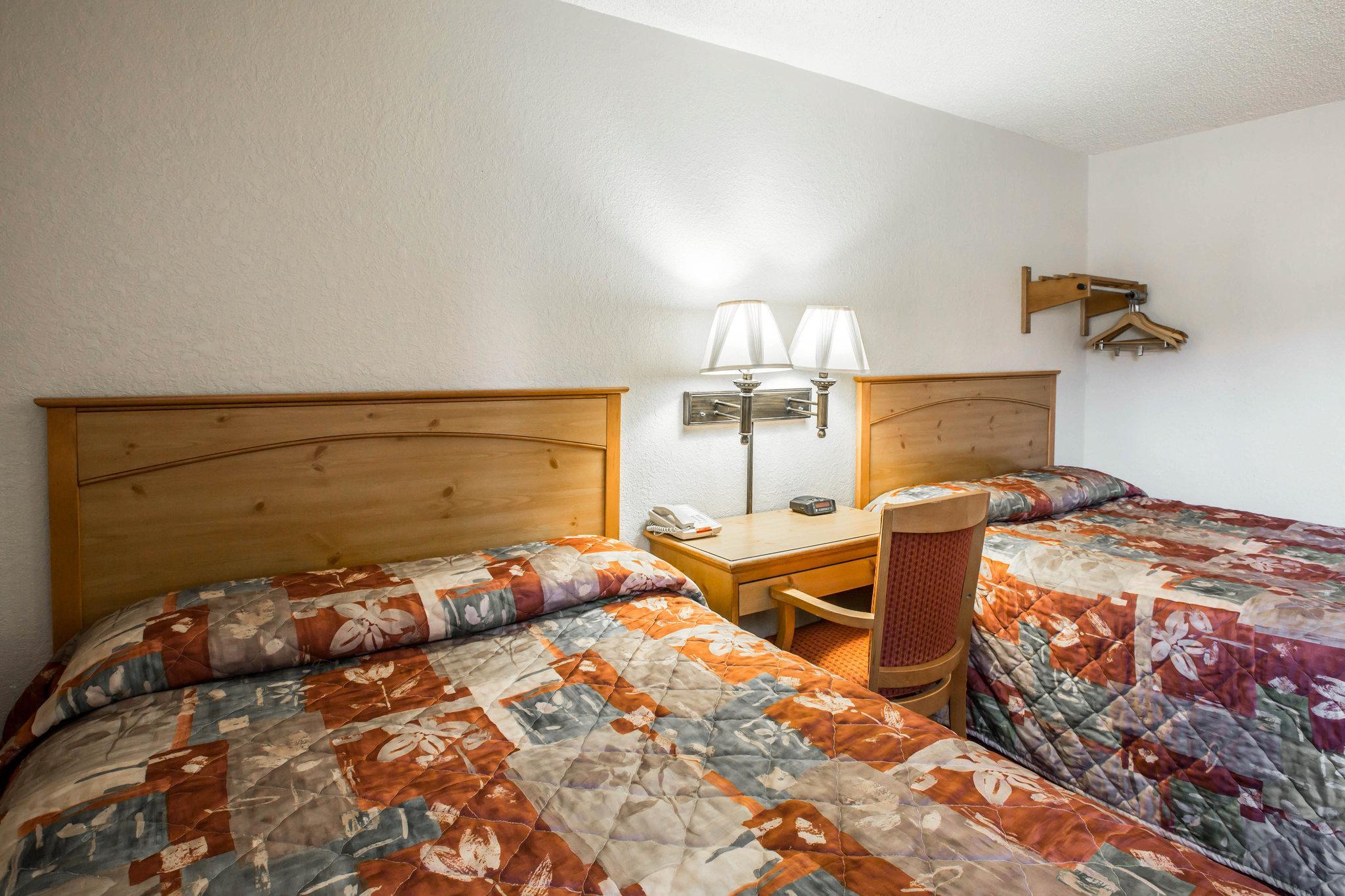 Rodeway Inn Asheville Bagian luar foto